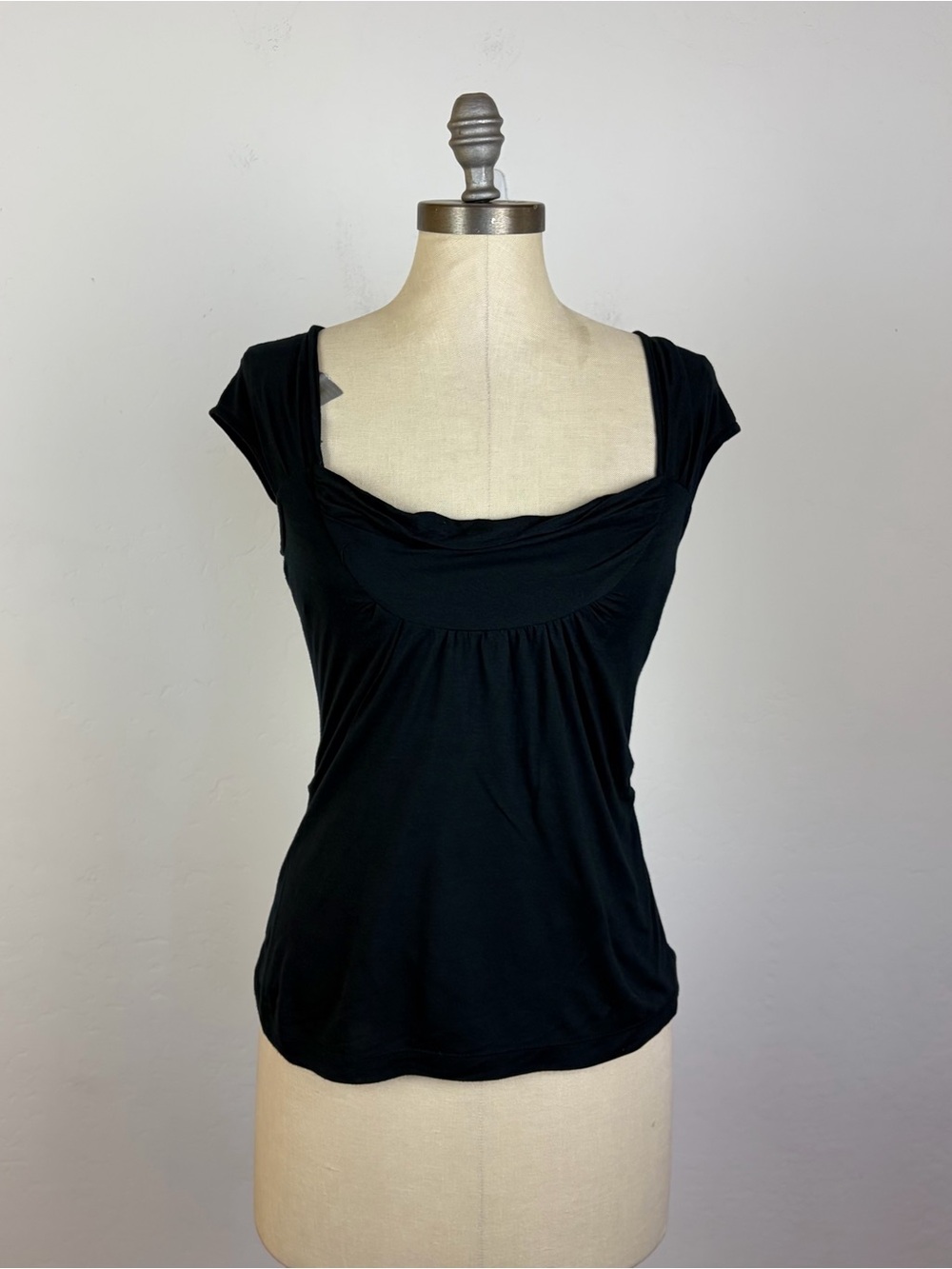 Diane Von Furstenburg Scoop Neck Black Tank